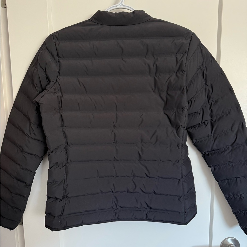 Helly Hansen Women's Black Mono Material Insulator Size Medium NWOT - Picture 2 of 8